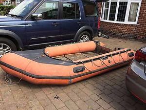 inflatable boat with woooden floor