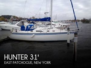 1985 Hunter 31 Shoal Draft Used