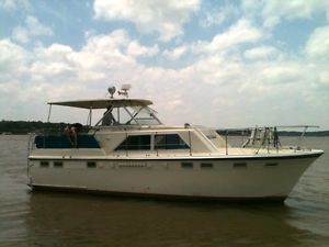 1968 Hatteras DCMY 38' Double Cabin Motor Yacht