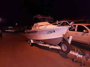 Quintrex Spirit 5.6m