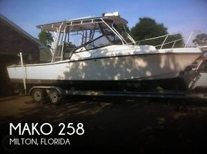 1987 Mako 258 Used