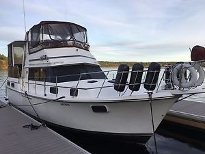 36' Carver Cruiser 3607