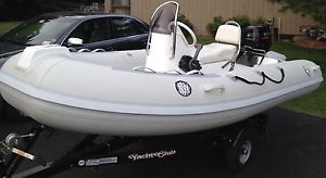 2013 Silver Marine Captain 360