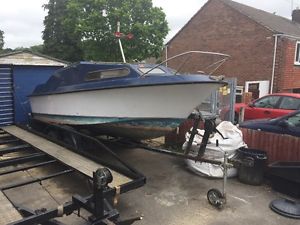 SHETLAND 570 + TRAILER + EVINRUDE 115hp V4