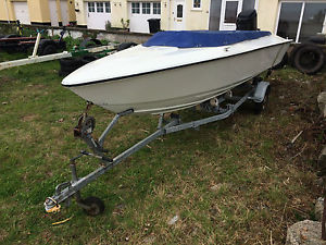 Phantom 17' sports boat with trailer and 90hp