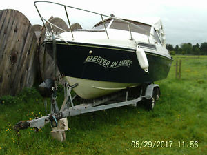 speed boat , power boat 26ft