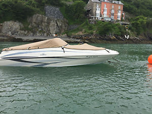 Searay 210 sundeck boat only covered 122 hrs 21ft