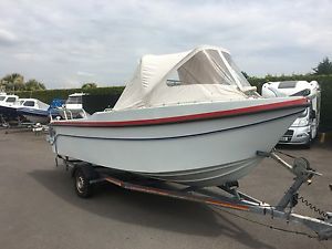 REDFINN 6000 FISHING BOAT FAMILY DAY BOAT VGC CUDDY     BEST IN THE UK