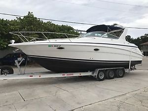 2002 Chris Craft 328 Express Cruiser