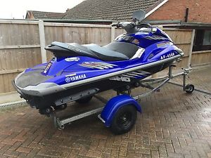 Yamaha sho jetski waverunner