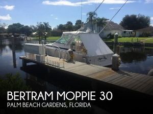 1995 Bertram Moppie 30