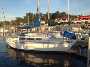 Zanadu, 1976 Catalina 27 Sailboat