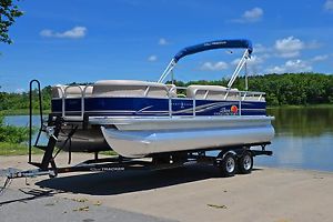 2014 Sun Tracker Party Barge 22 DLX